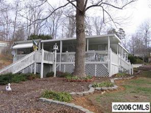 105 Clubhouse Dr., New London, NC 28127