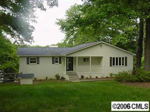 7088 Waters Edge Dr., Sherrills Ford, NC 28673