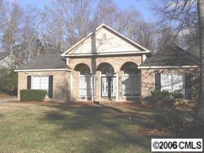 7400 Delta Lake Dr., Charlotte, NC 28215