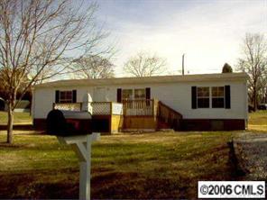 104 Pinewood Dr., Mount Holly, NC 28120