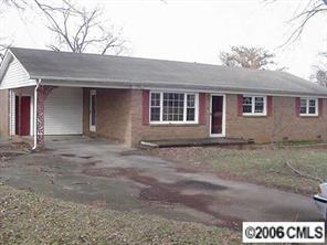 5102 Hawthorne Ln., Shelby, NC 28152