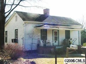 323 Delburg St., Davidson, NC 28036