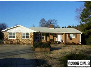 305 Amity Cir., Belmont, NC 28012