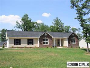 20 Heritage Dr., Hickory, NC 28601