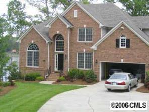 6984 Golden Bay Ct., Sherrills Ford, NC 28673