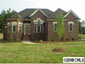 112 Honeysuckle Creek Loop, Mooresville, NC 28117