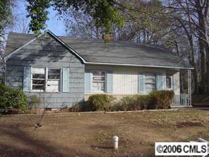 606 W Harvie Ave., Gastonia, NC 28052