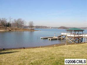 141 Honeysuckle Ln., Mooresville, NC 28117