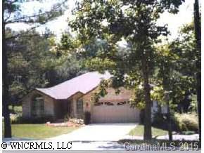 9 Country Rd, Hendersonville, NC 28791