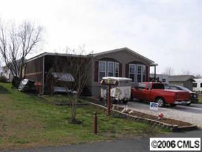 116 Dove Ln., New London, NC 28127