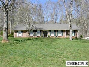61 Bowen Dr., Belmont, NC 28012
