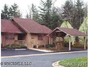 203 Willow Oak Lane, Hendersonville, NC 28791