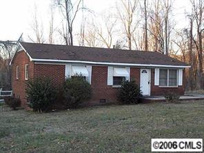 2800 Crescent Ln., Gastonia, NC 28052