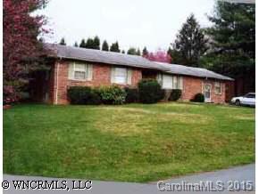 15 Ferenvilla Dr, Hendersonville, NC 28739