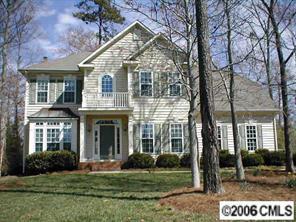 132 Lockerbie Ln., Mooresville, NC 28115
