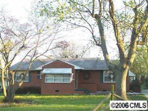 1207 E Park Dr., Gastonia, NC 28054