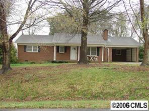 2046 Rock Springs Cir., Denver, NC 28037