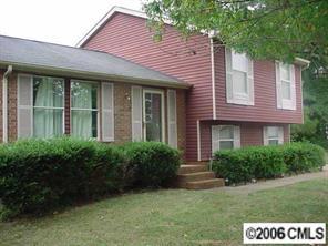 5805 Sunset Chase Ln., Charlotte, NC 28212