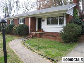 1039 W Dresden Dr., Charlotte, NC 28205