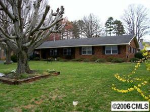 3011 Eastway Dr., Statesville, NC 28625