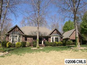 5702 Glen Forest Dr., Charlotte, NC 28226