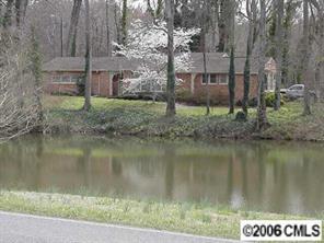 2813 Linwood Rd., Gastonia, NC 28052