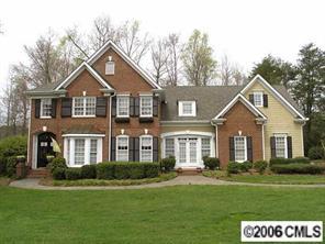 19701 River Falls Dr., Davidson, NC 28036