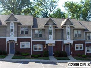 3026 Uxbridge Woods Ct., Charlotte, NC 28205