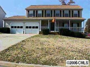 9335 Pondside Ln., Charlotte, NC 28213