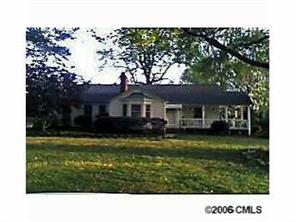 3900 Belcross Dr., Charlotte, NC 28205