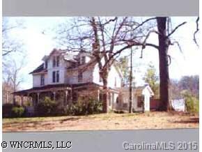 1109 White Pine Drive, Hendersonville, NC 28793