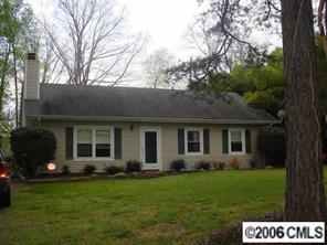 6825 Fieldlark Ln., Charlotte, NC 28227