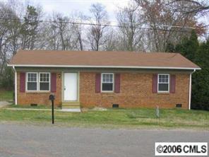 957 Hull St., Statesville, NC 28677