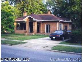 514 Fourth Ave. West, Hendersonville, NC 28739