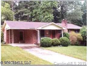 320 Kendale Court, East Flat Rock, NC 28726