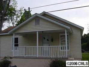 306 Adrian St., Mount Holly, NC 28120