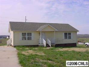 2737 River Village Ln., Lincolnton, NC 28092