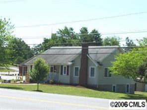 1713 Dallas Cherryville Hwy Rd., Dallas, NC 28034