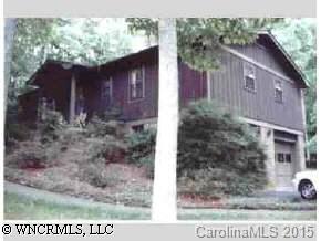 4 Thornwood Lane, Hendersonville, NC 28792