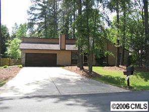 6909 Stillmeadow Dr., Charlotte, NC 28277