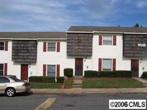 7900 Lake House Ln. #18, Charlotte, NC 28210