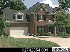 4901 Foxbriar Tr., Charlotte, NC 28269