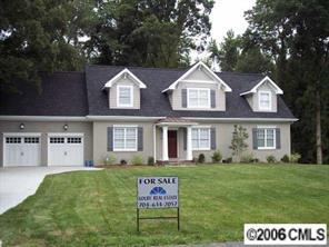 5919 Creola Rd., Charlotte, NC 28270
