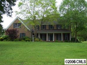214 Baymount Dr., Statesville, NC 28625