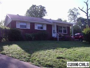 3215 Fowler Ct., Charlotte, NC 28216
