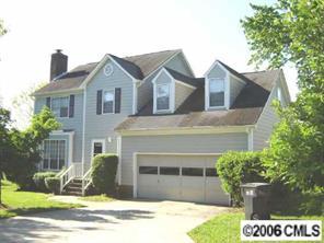 9518 Pondside Ln., Charlotte, NC 28213