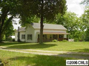 1617 Azalea Ave., Kannapolis, NC 28081