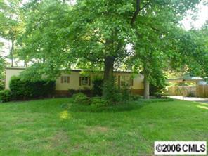 7229 Doblinway Dr., Charlotte, NC 28215