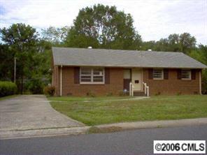 2309 Birchcrest Dr., Charlotte, NC 28205