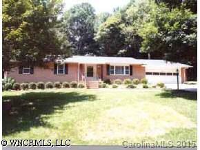 74 N.greenwood Forest Drive, Hendersonville, NC 28792